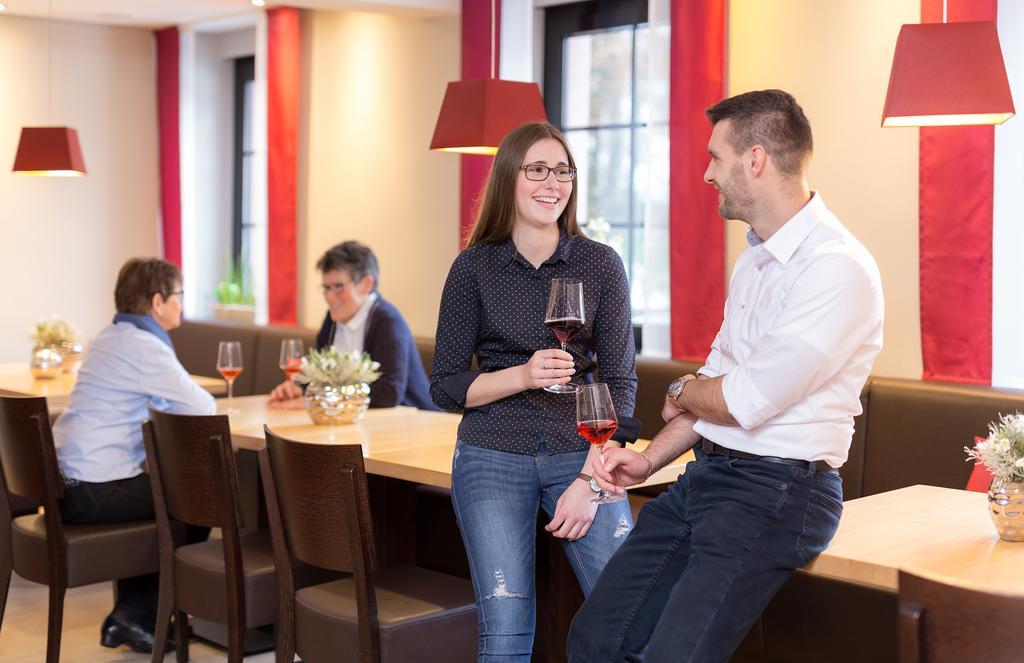 Hotel Pfaelzer Wald Bad Bergzabern Eksteriør billede