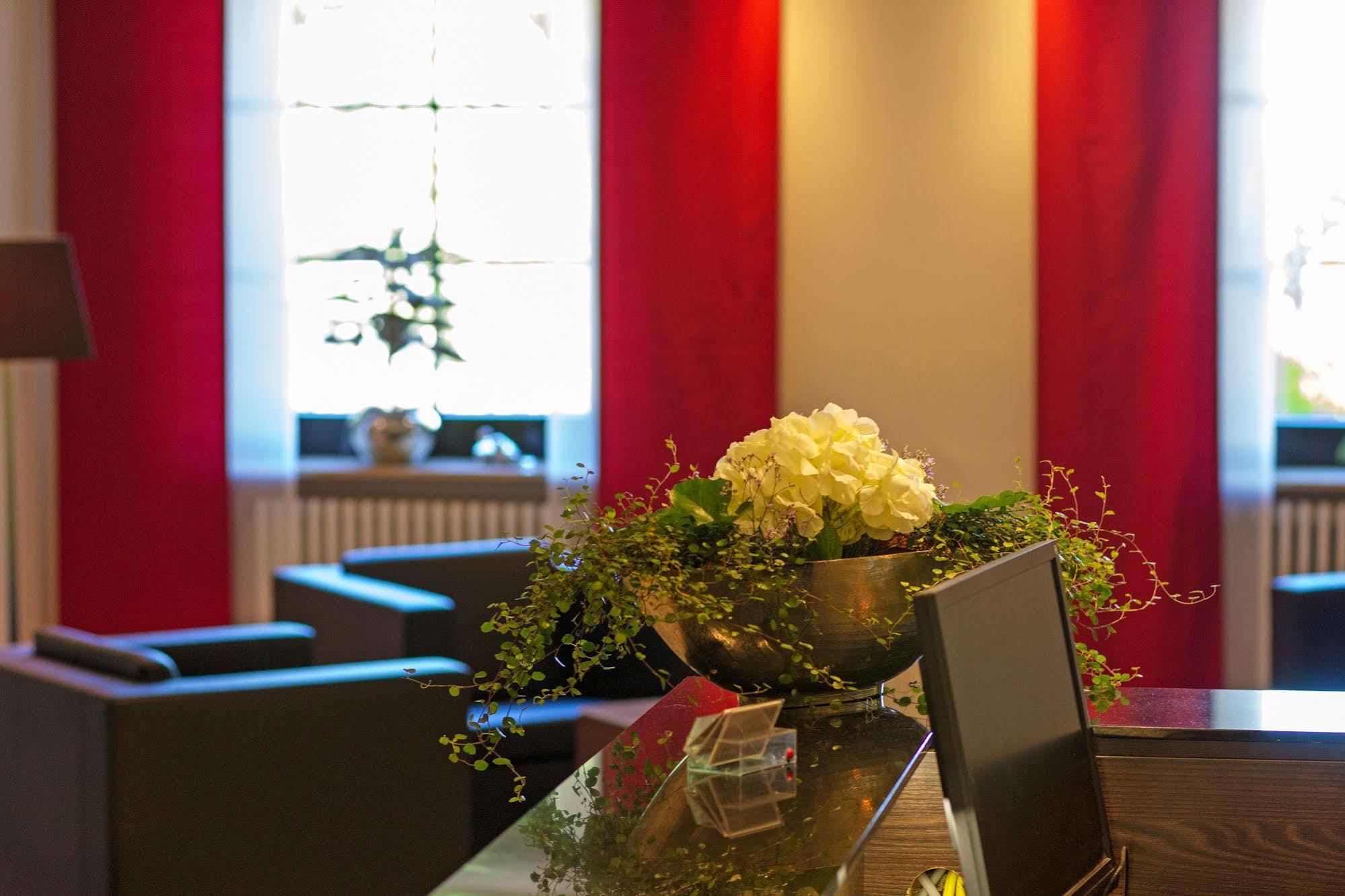 Hotel Pfaelzer Wald Bad Bergzabern Eksteriør billede