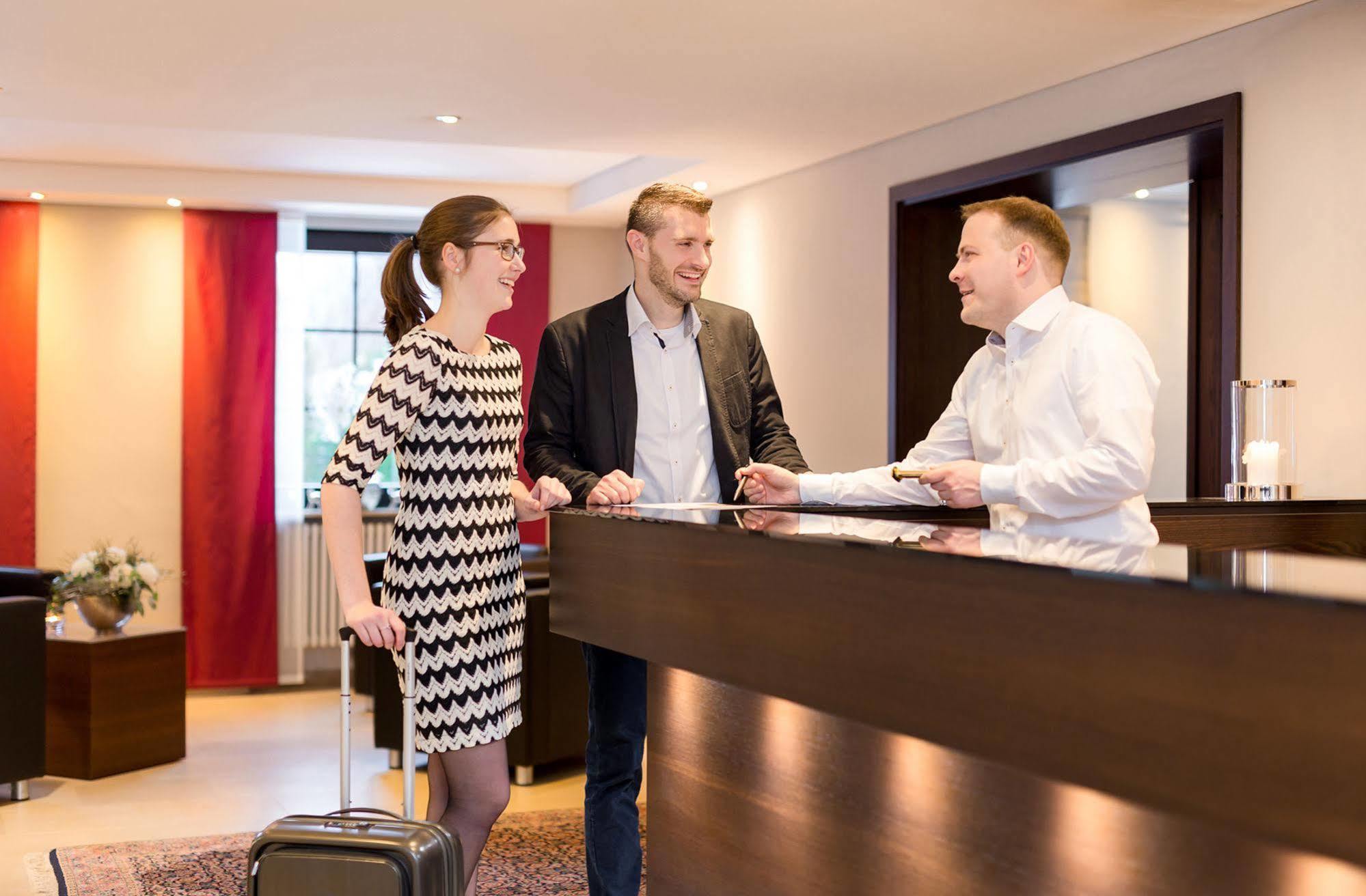 Hotel Pfaelzer Wald Bad Bergzabern Eksteriør billede
